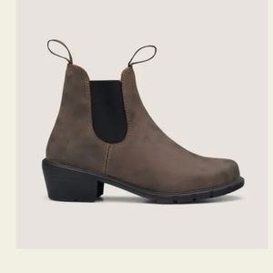 Blundstone Heeled Boots in Rustic Brown